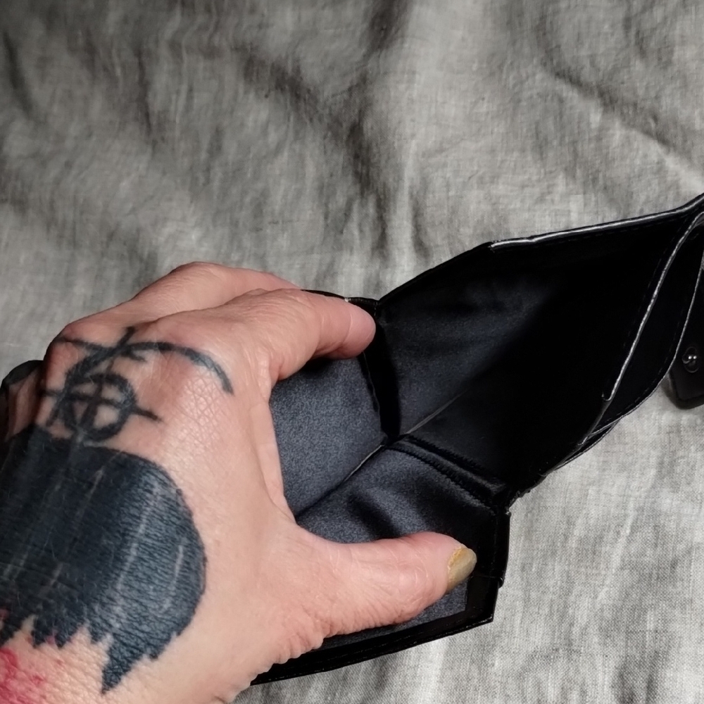 Gothic Baphomet Coffin Shaped Wallet By Kreepsville - Picture 7 of 8
